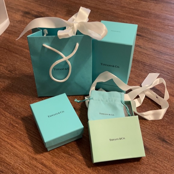 Luxury boxes - Picture 2 of 12